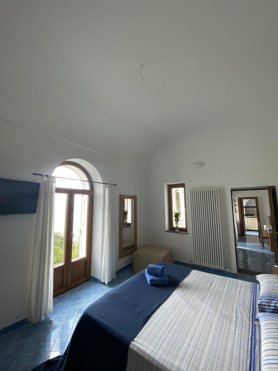Monacone Vista Mare Apartment Capri Bagian luar foto