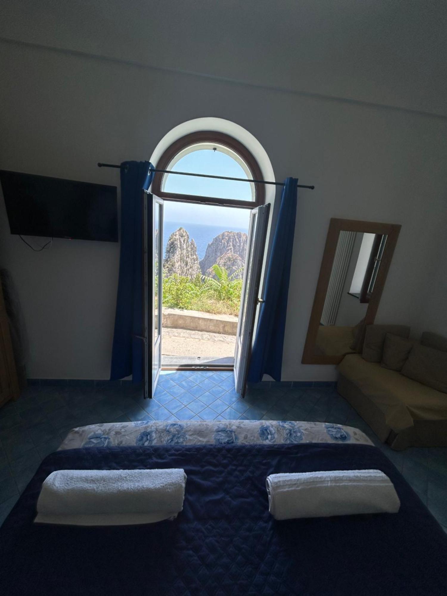 Monacone Vista Mare Apartment Capri Bagian luar foto